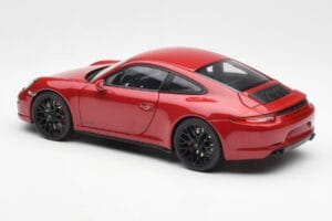 Porsche 911 991 Carrera GTS Carmine Röd Schuco 1:18 450039000 Metall — bild 7 av 8