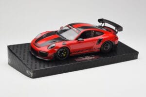 Porsche 911 GT2 RS 991 MR Manthey Racing Nordschleife Record Minichamps 1:18 MR-911-GT2RS-1803 Metall — bild 2 av 6