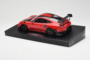 Porsche 911 GT2 RS 991 MR Manthey Racing Nordschleife Record Minichamps 1:18 MR-911-GT2RS-1803 Metall — bild 5 av 6