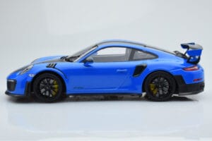 Porsche 911 GT2 RS 991.2 Weissach Package Blå Svarta Magnesiumfälgar Minichamps 1:18 153068316 Metall — bild 3 av 6