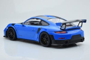 Porsche 911 GT2 RS 991.2 Weissach Package Blå Svarta Magnesiumfälgar Minichamps 1:18 153068316 Metall — bild 5 av 6