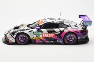 Porsche 911 991.2 GT3 R #69 Team Iron Force Racing Ring Police L. Luhr / J. Slooten ADAC GT Masters 2019 Minichamps 1:18 1531 — bild 3 av 6