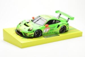 Porsche 911 991.2 GT3 R #1 Manthey Racing 24 Hours Nurburgring 2019 Minichamps 1:18 MG-M-911-19-1801 Metall — bild 2 av 6
