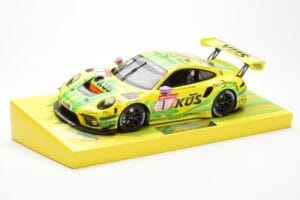 Porsche 911 991.2 GT3 R #1 Manthey Racing 24 Hours Nurburgring 2022 Minichamps 1:18 MG-M-911-24H-22-1801 Metall — bild 2 av 6