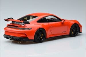 Porsche 911 992 GT3 Orange Norev 1:18 187300 Metall — bild 3 av 7