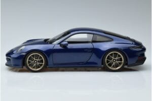 Porsche 911 992 GT3 Touring Package Blå Metallic Norev 1:18 187302 Metall — bild 4 av 7