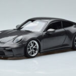 Porsche 911 992 GT3 Touring Package Grå Norev 1:18