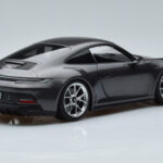 Porsche 911 992 GT3 Touring Package Grå Norev 1:18 - image 3 of 7