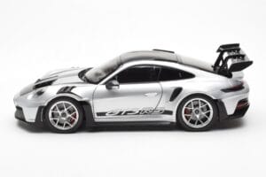 Porsche 911 992 GT3 Weissach Pack GT Silver Metallic Norev 1:18 187366 Metall — bild 4 av 8