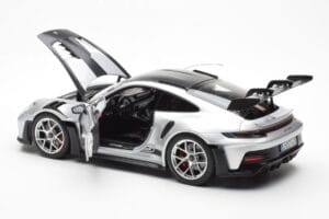 Porsche 911 992 GT3 Weissach Pack GT Silver Metallic Norev 1:18 187366 Metall — bild 5 av 8