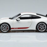 Porsche 911 992 GT3 Vit Norev 1:18 - image 4 of 7