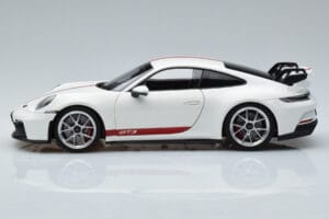 Porsche 911 992 GT3 Vit Norev 1:18 187306 Metall — bild 4 av 7