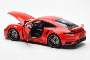Porsche 911 992 Turbo S Sport Design Röd Minichamps 1:18 113069078 Metall — bild 5 av 8