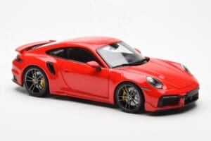 Porsche 911 992 Turbo S Sport Design Röd Minichamps 1:18 113069078 Metall — bild 6 av 8