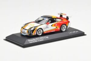 Porsche 911 996 GT3 Cup #10 G. Horion Porsche Supercup 2006 Minichamps 1:43 400066410 Metall — bild 2 av 4