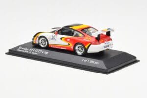 Porsche 911 996 GT3 Cup #10 G. Horion Porsche Supercup 2006 Minichamps 1:43 400066410 Metall — bild 3 av 4