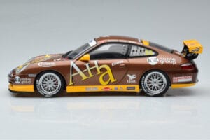 Porsche 911 996 GT3 Cup M. Marsh Carrera Cup Asia Winner 2004 AUTOart 1:18 80489 Metall — bild 4 av 7