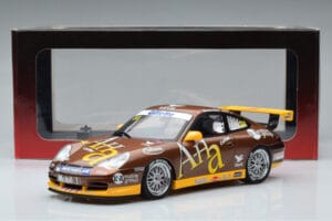 Porsche 911 996 GT3 Cup M. Marsh Carrera Cup Asia Winner 2004 AUTOart 1:18 80489 Metall — bild 7 av 7