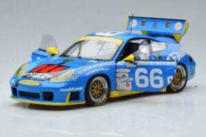 Porsche 911 996 GT3 R #6 24 Hours of Daytona GT Class Winner 2002 AUTOart 1:18 80273 Metall — bild 2 av 7
