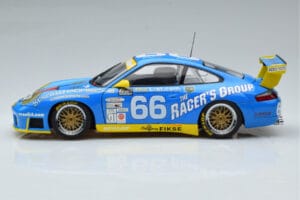 Porsche 911 996 GT3 R #6 24 Hours of Daytona GT Class Winner 2002 AUTOart 1:18 80273 Metall — bild 4 av 7