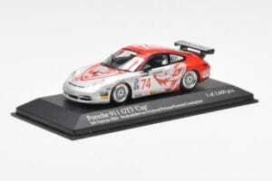 Porsche 911 996 GT3 RSR Flying Lizard #74 M. Rockenfeller / D. Cunningham / S. Neiman / J. Pechnik / J. Van Overbeek Rolex 24 — bild 2 av 4