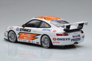 Porsche 911 996 GT3 R #1 C. Kwan Carrera Cup Asia 2004 AUTOart 1:18 80487 Metall — bild 6 av 7