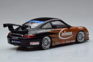 Porsche 911 996 GT3 R #2 S. Miau Carrera Cup Asia 2004 AUTOart 1:18 80488 Metall — bild 3 av 7