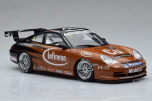 Porsche 911 996 GT3 R #2 S. Miau Carrera Cup Asia 2004 AUTOart 1:18 80488 Metall — bild 5 av 7