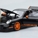 Porsche 911 997 GT3 RS Svart AUTOart 1:18 - image 2 of 8