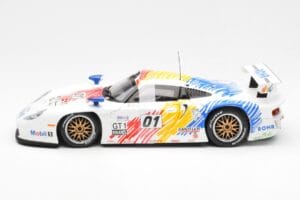 Porsche 911 GT1 #1 A. McNish / R. Sullivan / U. Alzen Rohr Motorsport Daytona 24 Hours 1998 UT Models 1:18 39611 Metall — bild 3 av 6