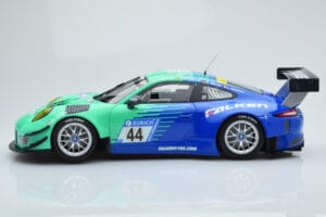 Porsche 911 GT3 R Falken Motorsports #44 M. Ragginger / J. Bergmeister / M. Werner / L. Vanthoor 24 Hours of Nurburgring 2017 — bild 3 av 6
