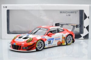 Porsche 911 GT3 R Frikadelli Racing Team #30 M. Muller / M. Arnold / F. Henzler / M. Campbell 24 Hours of Nurburgring 2018 Mi — bild 6 av 6