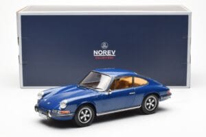 Porsche 911 S 901 Blå Norev 1:18 187647 Metall — bild 6 av 6