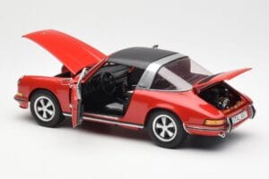 Porsche 911 Targa S Röd Schuco 1:18 450036200 Metall — bild 6 av 9