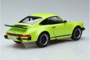Porsche 911 930 Turbo 3.0 Ljusgrön Norev 1:18 187666 Metall — bild 3 av 7