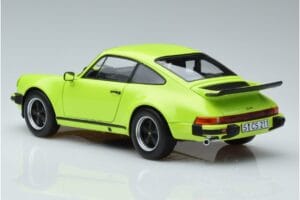 Porsche 911 930 Turbo 3.0 Ljusgrön Norev 1:18 187666 Metall — bild 6 av 7