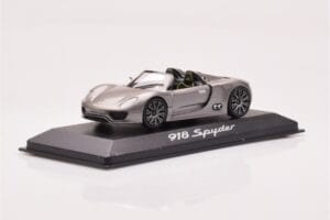 Porsche 918 Spyder Grå Metallic Minichamps 1:43 WAP0201910B Metall — bild 2 av 4