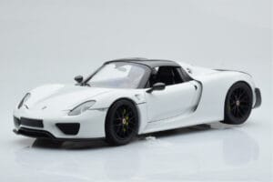 Porsche 918 Spyder Weissach Package Vit Med Svarta Fälgar Minichamps 1:18 113062443 Metall — bild 4 av 9