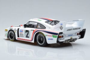 Porsche 935J #2 Liqui Moly R. Stommelen / R. Joest / V. Merl 24 Hours of Daytona Winner 1980 MCG 1:18 MCG18803R Metall — bild 5 av 6
