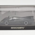 Porsche 962 Dauer Street Svart Matt Minichamps 1:43 - image 4 of 4