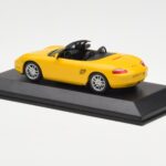 Porsche Boxster 986 Gul Minichamps 1:43 - image 3 of 4