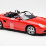Porsche Boxster 986 Röd UT Models 1:18 - image 4 of 6