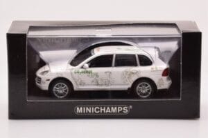 Porsche Cayenne Concept Schaeffler Gruppe Automotive Minichamps 1:43 PORSCHE-264306 Metall — bild 4 av 4