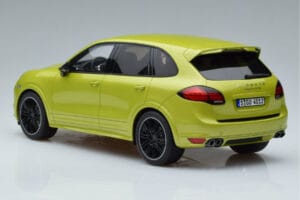 Porsche Cayenne GTS 92A Peridot Grön GT Spirit 1:18 GT020A Resin — bild 5 av 6
