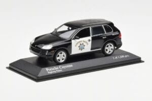 Porsche Cayenne 9PA Highway Patrol Minichamps 1:43 400066291 Metall — bild 2 av 4