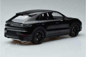 Porsche Cayenne E3 S Coupe Minichamps 1:18 187673 Metall — bild 2 av 6