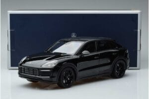 Porsche Cayenne E3 S Coupe Minichamps 1:18 187673 Metall — bild 6 av 6