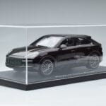 Porsche Cayenne Turbo Coupe Mahogny Norev 1:18 WAP0213190K Metall - image 7 of 8