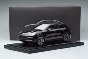 Porsche Cayenne Turbo Coupe Mahogny Norev 1:18 WAP0213190K Metall — bild 8 av 8