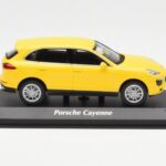 Porsche Cayenne 92A Gul MaxiChamps 1:43